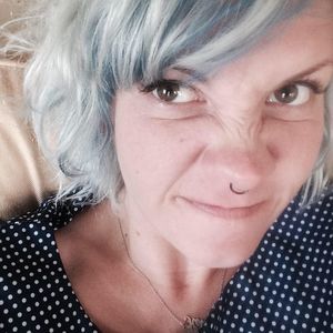 Meet your Posher, Hélène